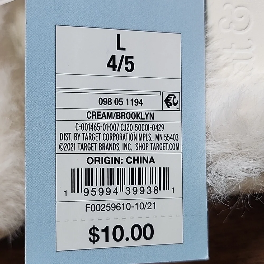 Cat & Jack Fluffy Slip On‎ Slippers, Girls Large 4/5, New